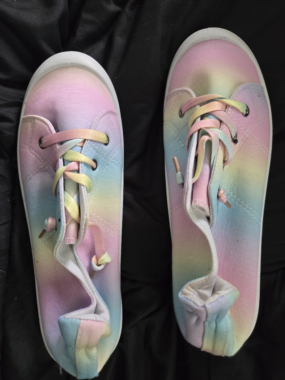 Pastel Ombre Lace-Up Women's Canvas Sneakers